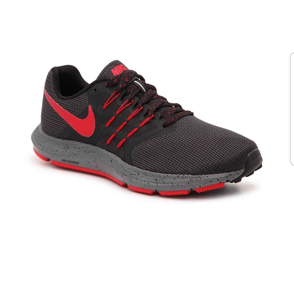 nike swift running shoes